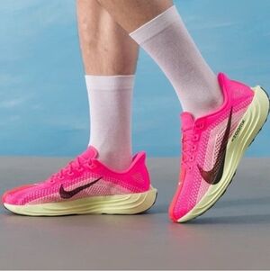 Nike Pegasus Plus Hyper Pink Sequoia Running Shoe Men's Size 10.5 / HV3022-600